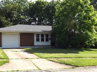 5342 Barrett Dr, Dayton, OH 45431