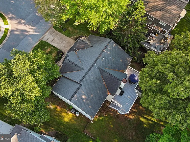 10652 Quarterstaff Rd — Photo 79