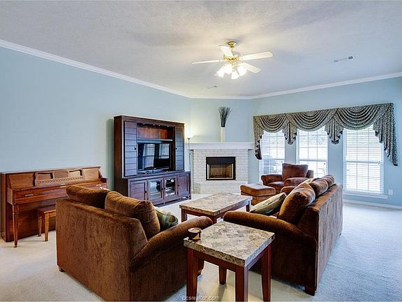 4th image of 1311 Portsmouth Ct
