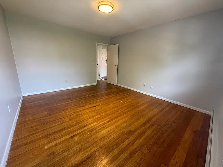347 Aycrigg Ave #C10 — Photo 14