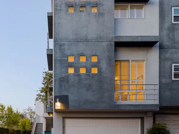 1098 Everett Pl, Los Angeles, CA 90026