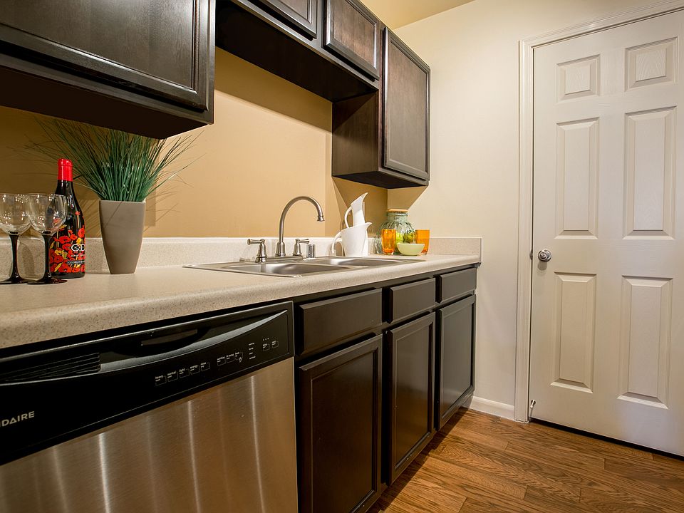 Gettysburg Square Apartments kitchen