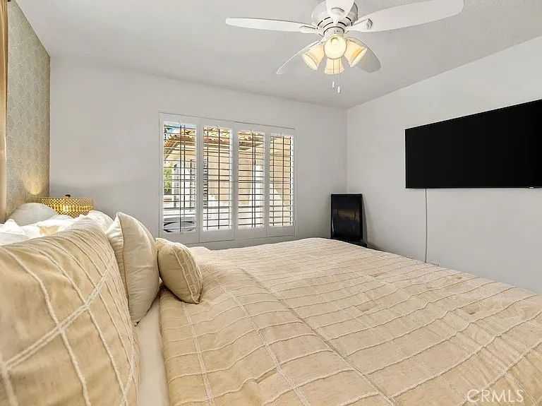 344 Vista Royale Dr — Photo 23