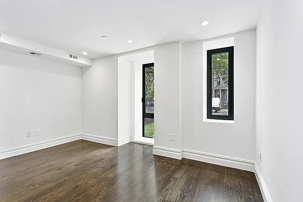 Sold by ALG NY Management, LLC. | media 7