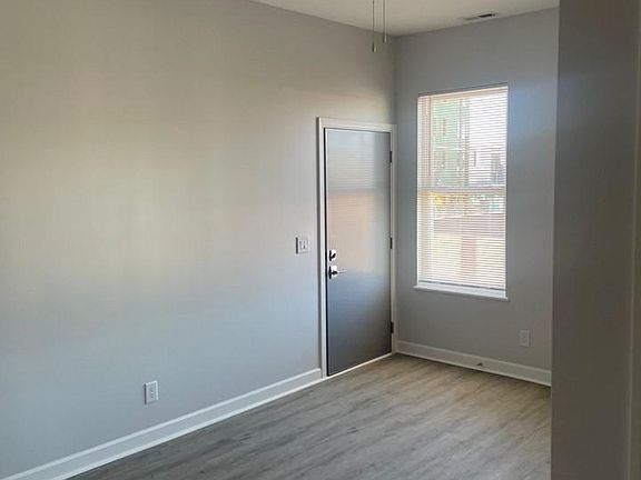 5th image of 216 Findlay St