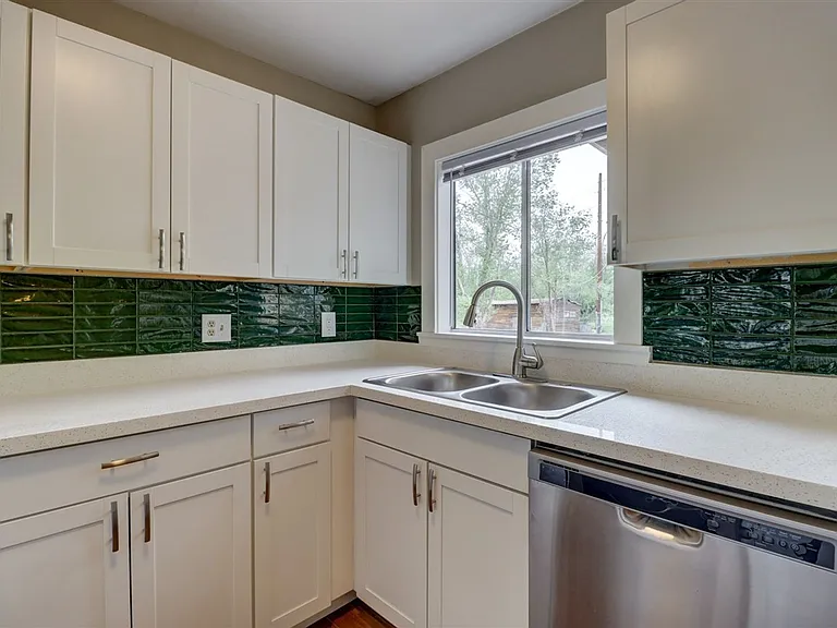 846 Prescott Heights Dr — Photo 10