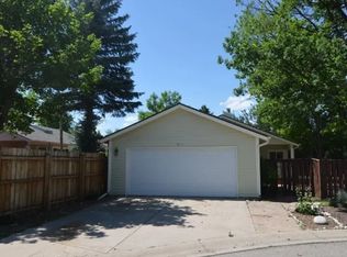 912 Burgundy Ct, Fort Collins, CO 80526