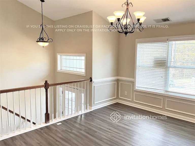3654 Devon Park Ln NW — Photo 3