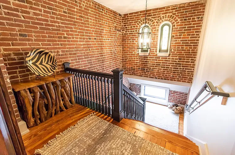1741 Frankfort Ave — Photo 12