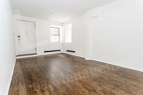 Rented by Lisa Management Inc | media 9