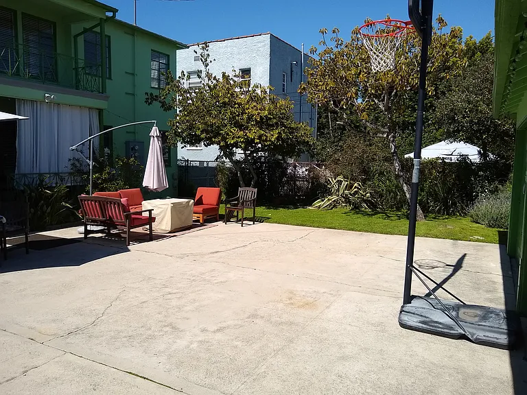 1228 S Longwood Ave #1228 — Photo 73