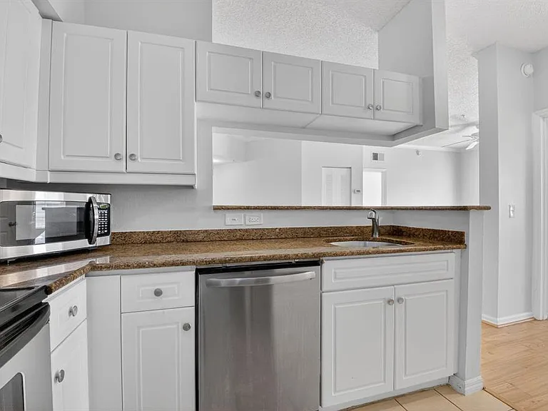 3421 Tuscany Way — Photo 3