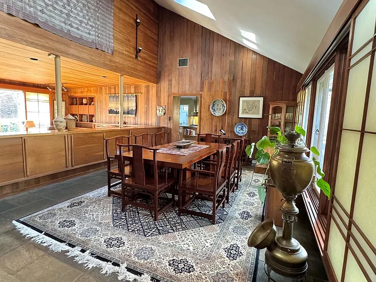 6819 Selkirk Dr — Photo 3