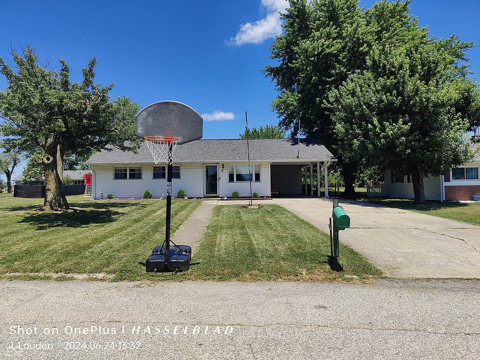 1st image of 620 E Greenview Dr