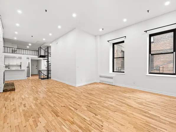 324 Pearl St APT 1G, New York, NY 10038