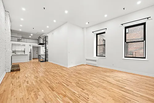 324 Pearl St #1G Photo 1