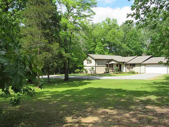 2nd image of 2235 Wildwood Dr