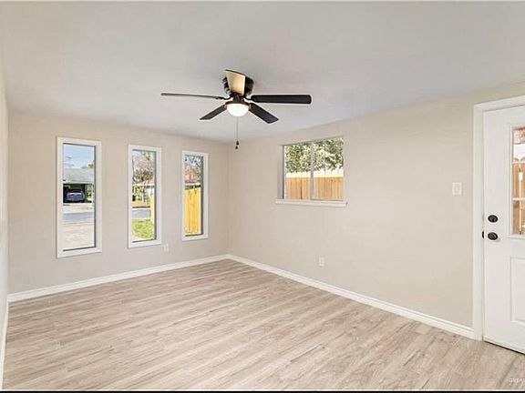 5th image of 1120 N 27th St
