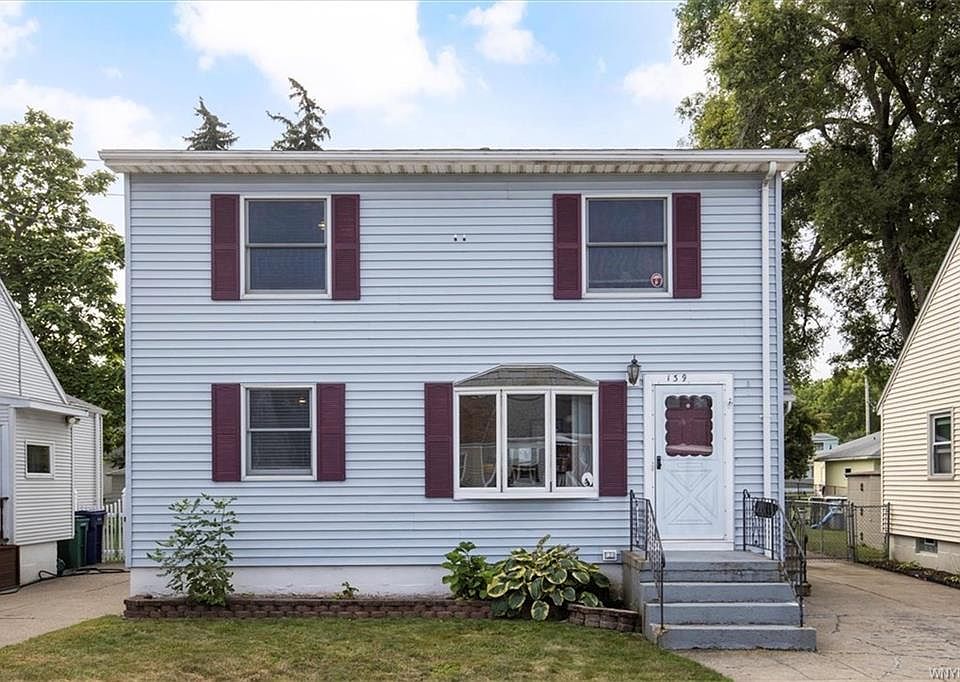 1st image of 139 Norman Ave
