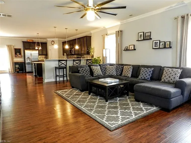 3209 Pleasant Ave — Photo 4