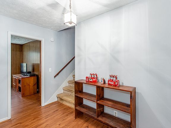 5th image of 2226 SE King Forest Dr