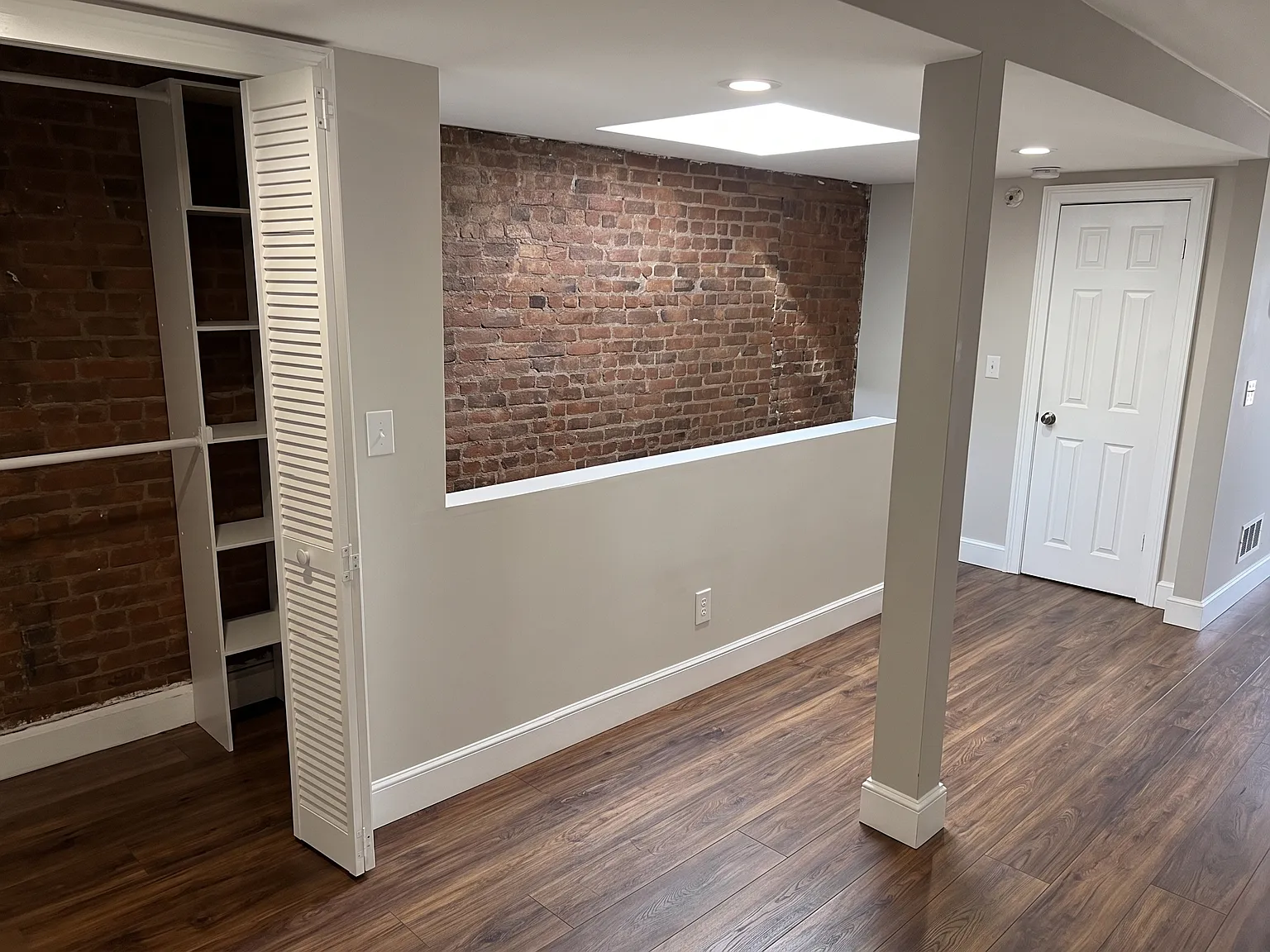 1 bed, 800 sqft, $2,500 — Photo 3
