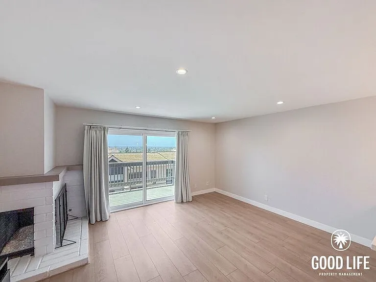 3731 Balboa Ter #B — Photo 3