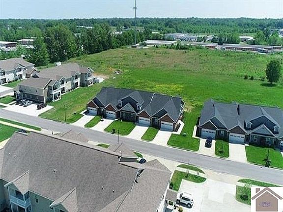 5th image of 3440 Trail Head Dr