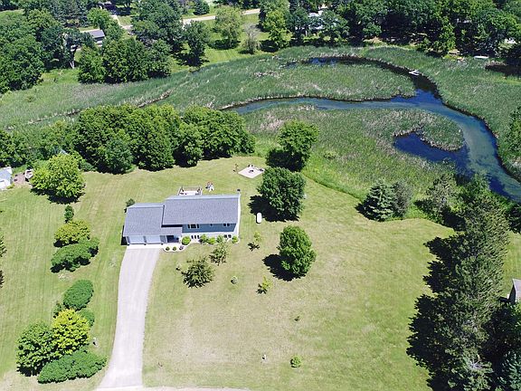 5th image of 4875 S Riverview Dr NE