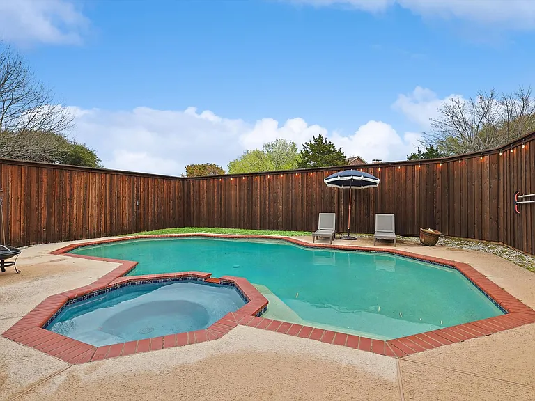 609 Arbor Creek Dr — Photo 71