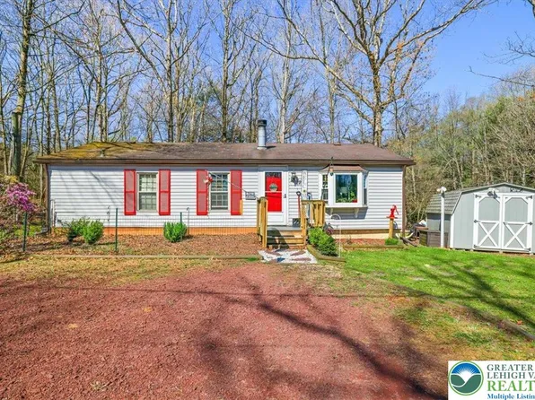 2 Hillary Dr, White Haven, PA 18661