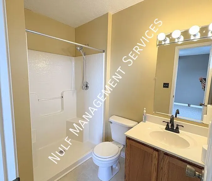 106 Bruton Dr — Photo 7