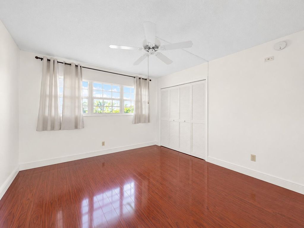 2901 S Palm Aire Drive #609, photo 9