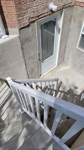 Ajax House for rent - 2 Bedrooms in Ajax