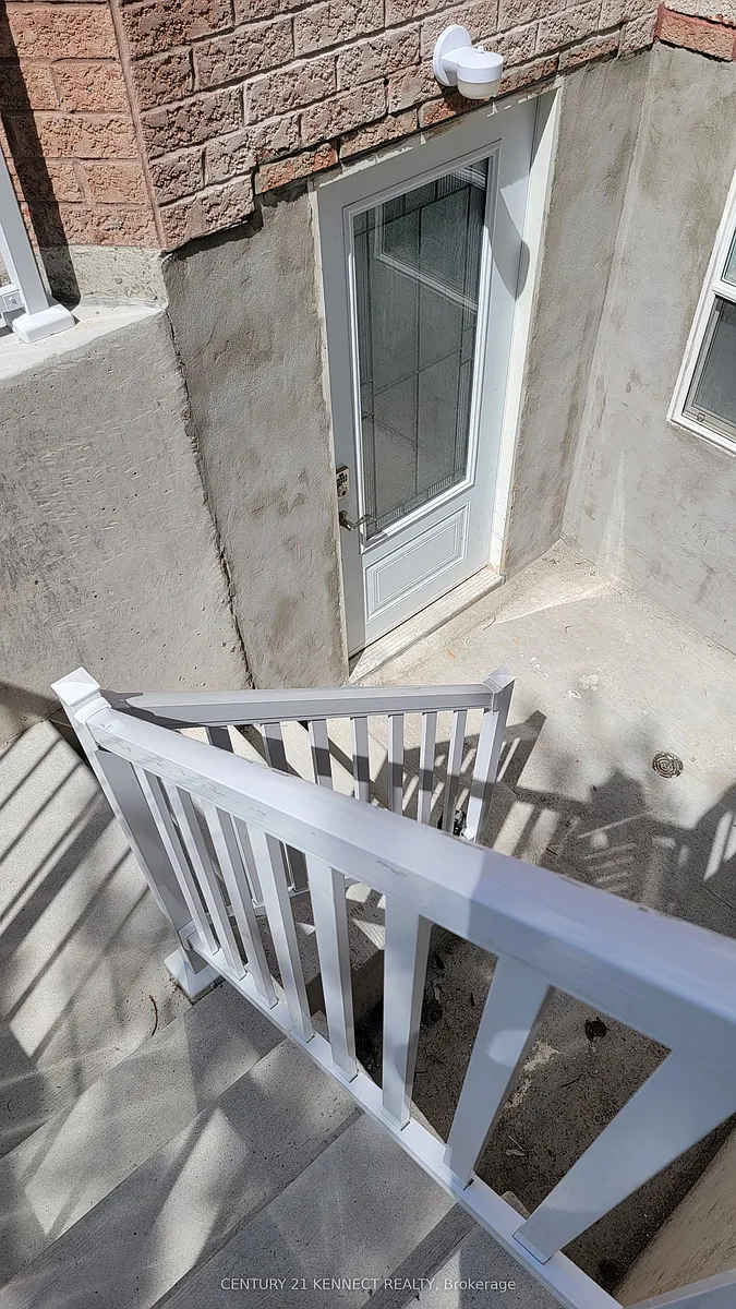 Building Photo - 156 Atherton Ave #2