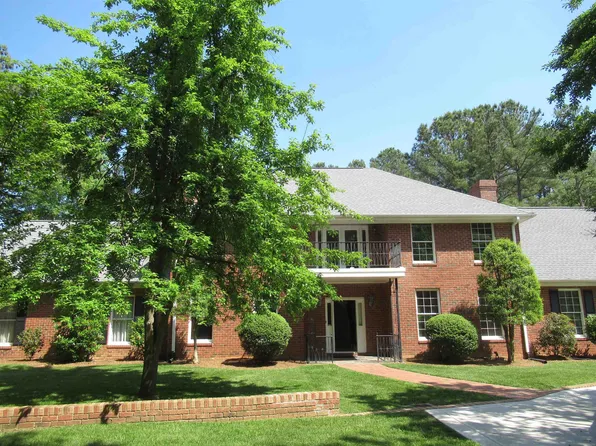 101 Silo Dr, Chapel Hill, NC 27514