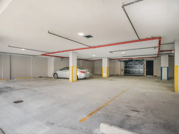 1325 Herkimer Street image 5 of 9