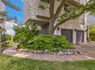 1110 Toler Pl, Norfolk, VA 23503