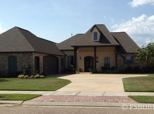 1019 Fairwinds Ave, Zachary, LA 70791