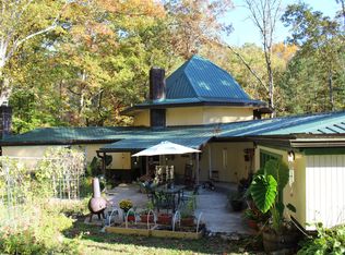 15600 Wolfe Bennett Rd, Nelsonville, OH 45764