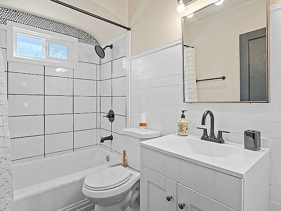 2nd image of 222 S 52nd St