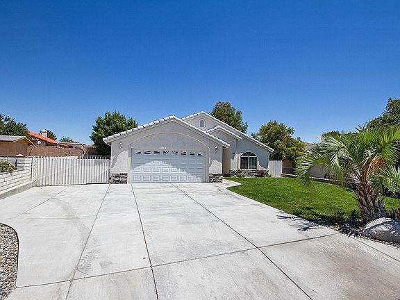 2nd image of 18146 Deer Park Ln