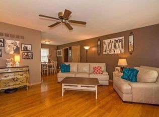9026 Mastin St, Overland Park, KS 66212