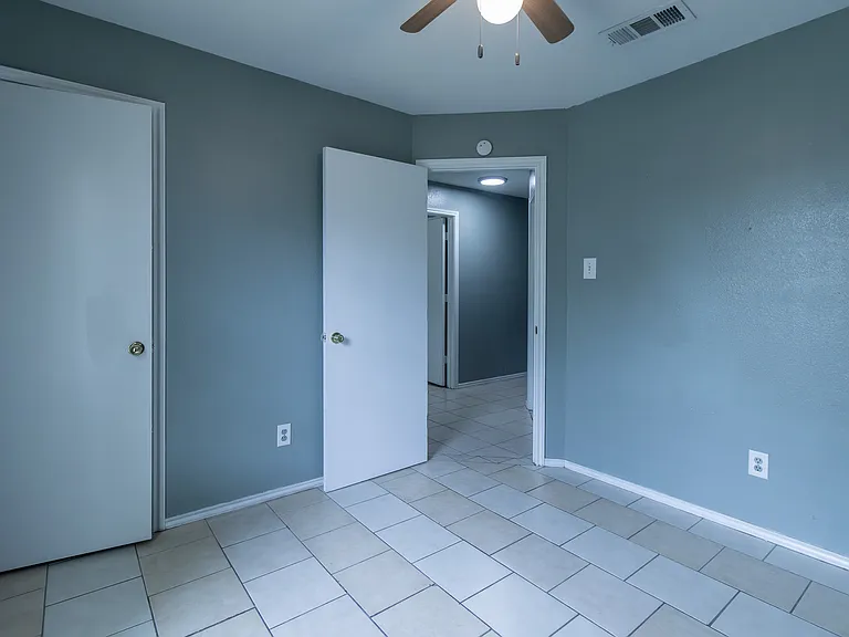 1601 Benttree Dr #1 — Photo 19