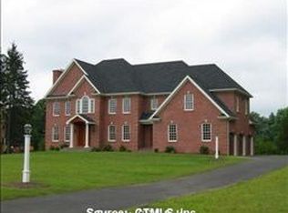 1 Country Rd, Unionville, CT 06085