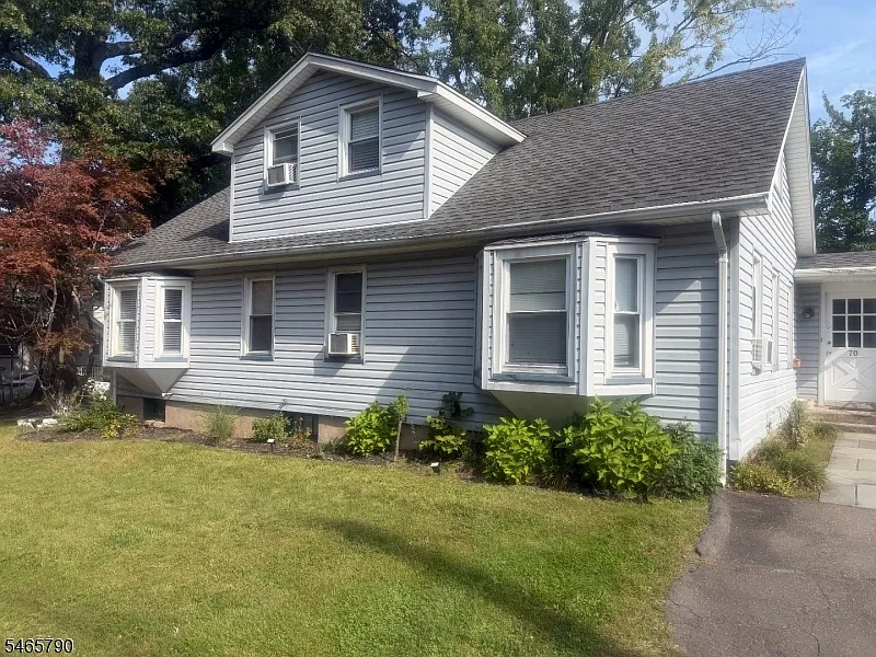 1 bed, 1.0 bath, $1,950 — Photo 3