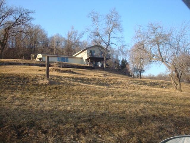 2nd image of 1001 Tanglewood Dr