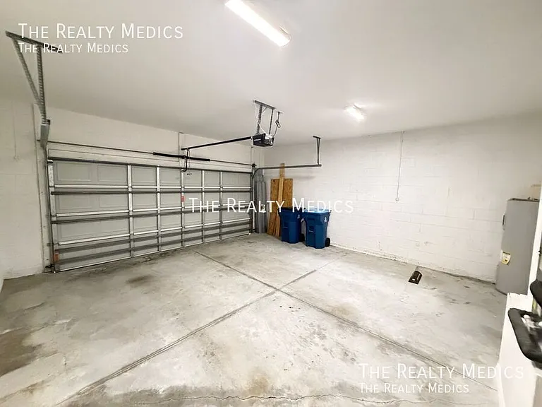 494 Harrison St SW — Photo 31