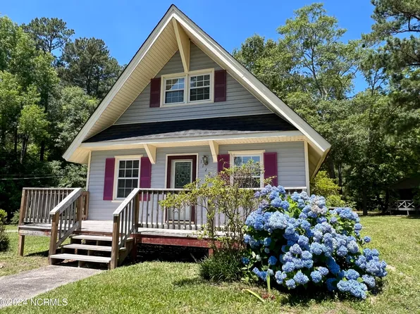17280 Shannon Drive, Laurel Hill, NC 28351