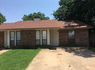 911 Aspen Ct, Noble, OK 73068